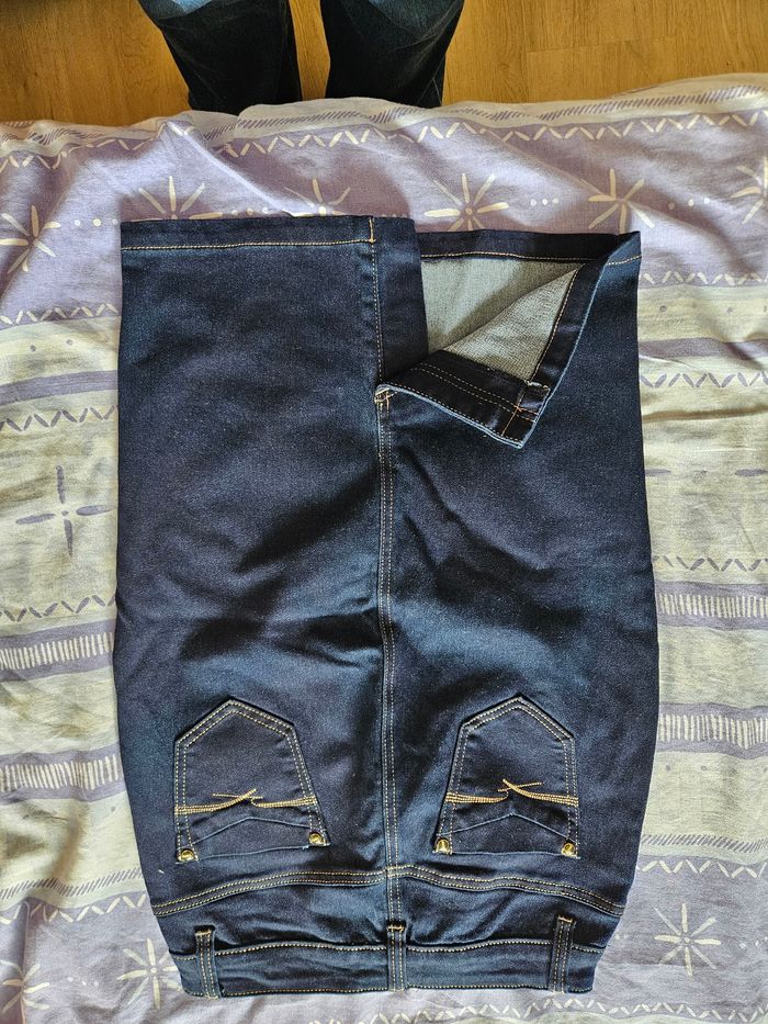 Jupe jean bleu marine - photo numéro 3