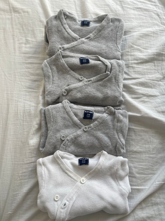 Lots vêtements bébé 0 mois - photo numéro 4