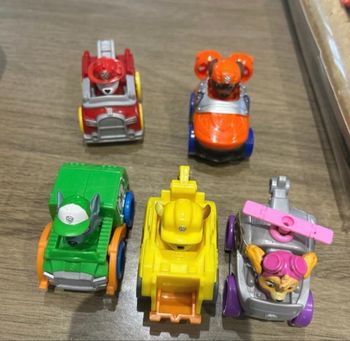 Lot voitures pat patrouille 