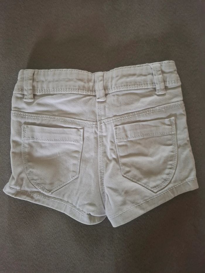 Short taille 3 ans - photo numéro 2