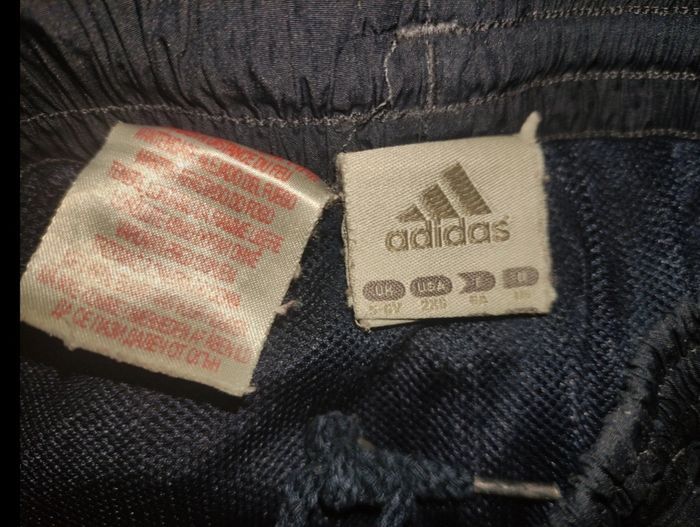 Short adidas taille 6 ans - photo numéro 2