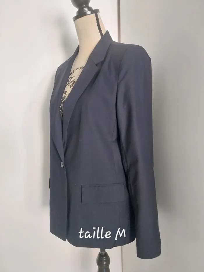 Blazer T M. " Karl Marc John "