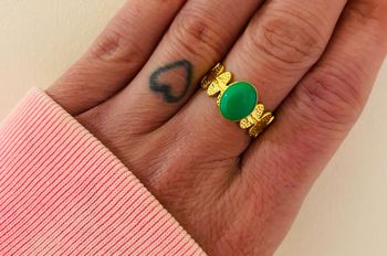 Bague ajustable doré martelée verte acier inoxydable