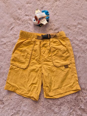 Short leger jaune kiabi 4 ans