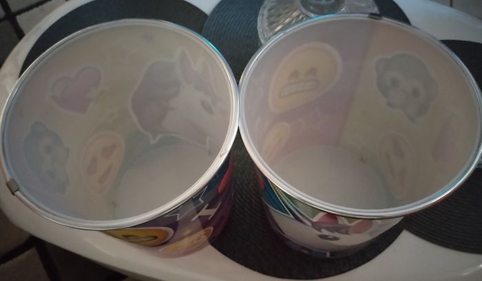 Lot ou à l'unité poubelles de bureau "emojis" en très bon état - photo numéro 5