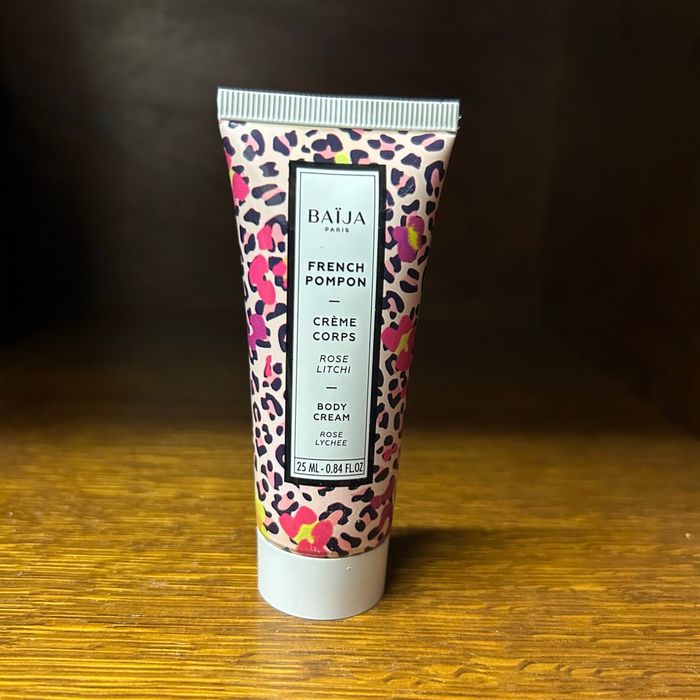 Crème corps rose litchi French pompon baïja Paris - photo numéro 4