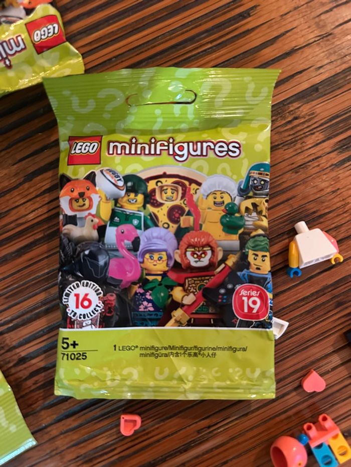 Série LEGO 19 , complète 16 figurines, 71025 - photo numéro 3