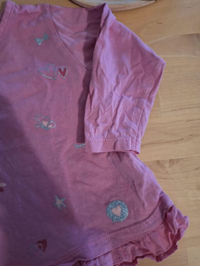 T-shirt manches longues pour fille taille 12 mois Marque tape à l'œil très bon état - photo numéro 2