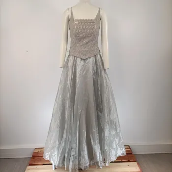 Robe corset argentée grise et dentelles - Savoy's taille M estimé A056