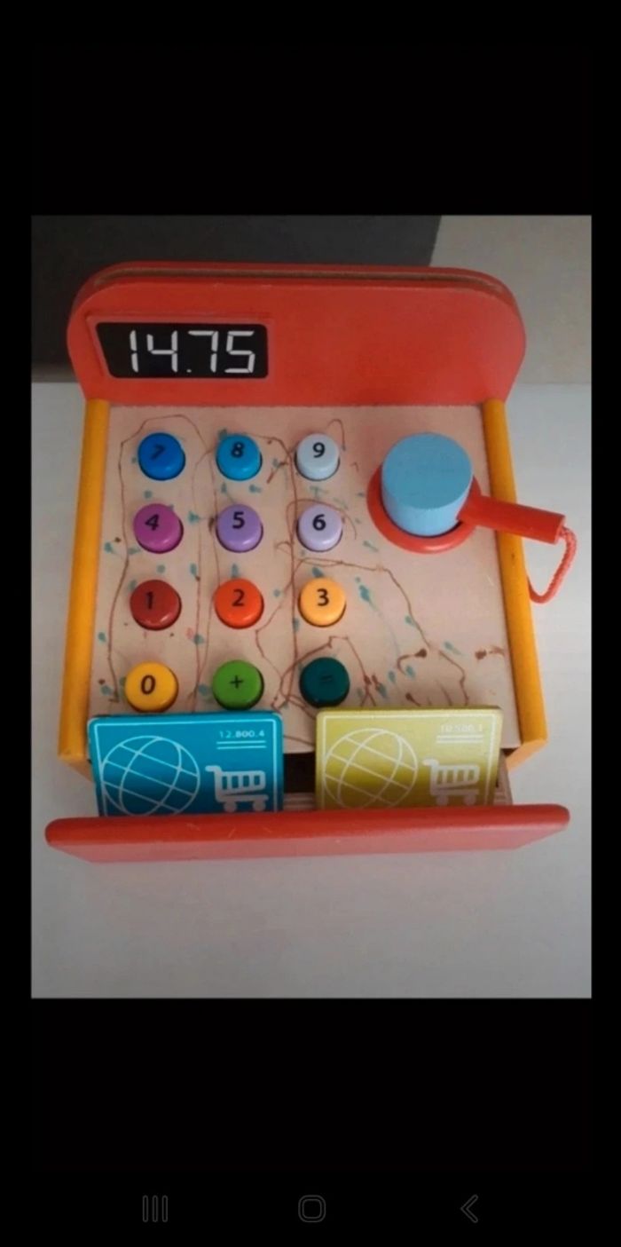 caisse enregistreuse en bois