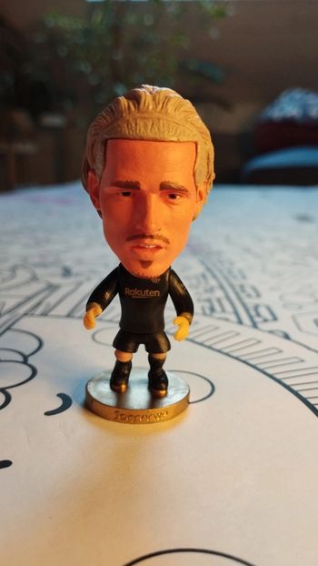 Petite figurine football neuve Antoine Griezmann FC Barcelone maillot noir