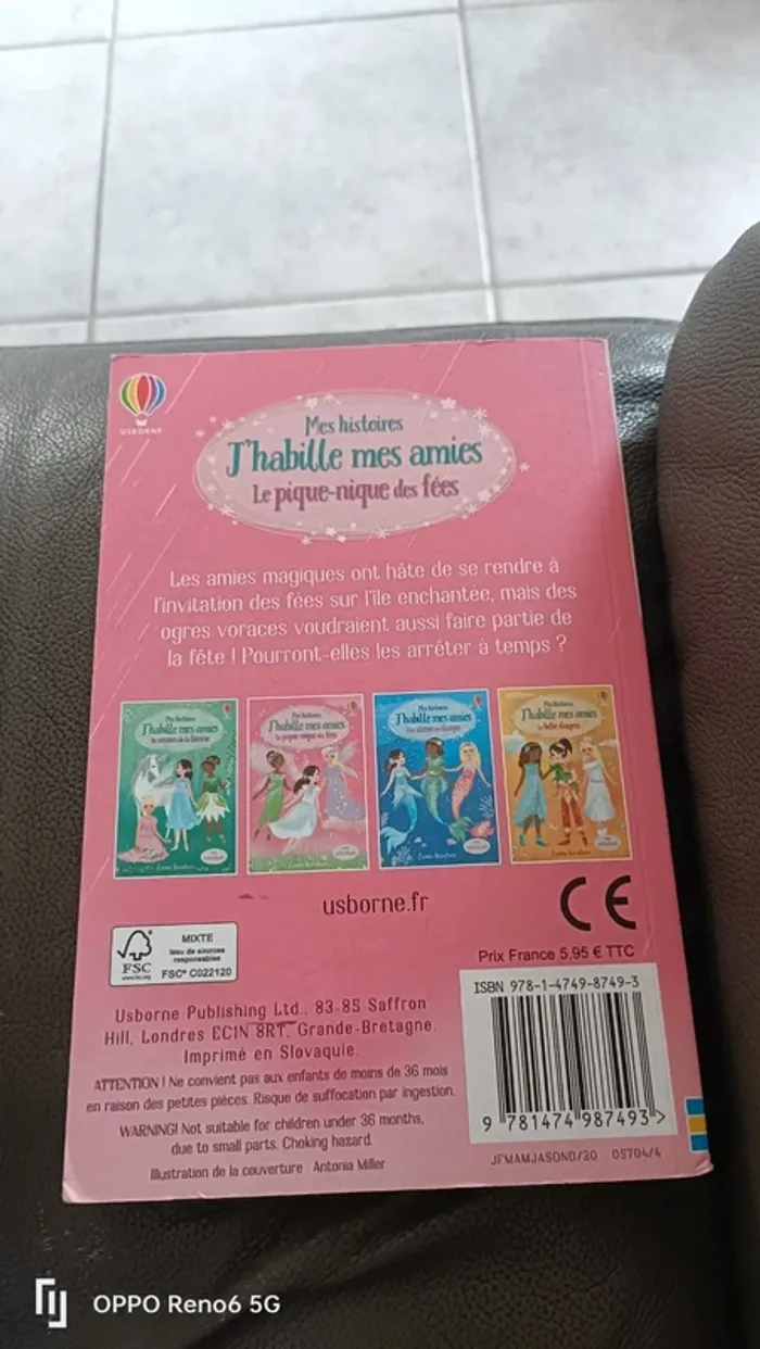 Livre mes histoires j'habille mes amies - photo numéro 2