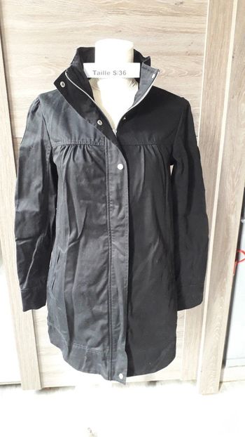 Manteau mi-long en coton noir neuf
