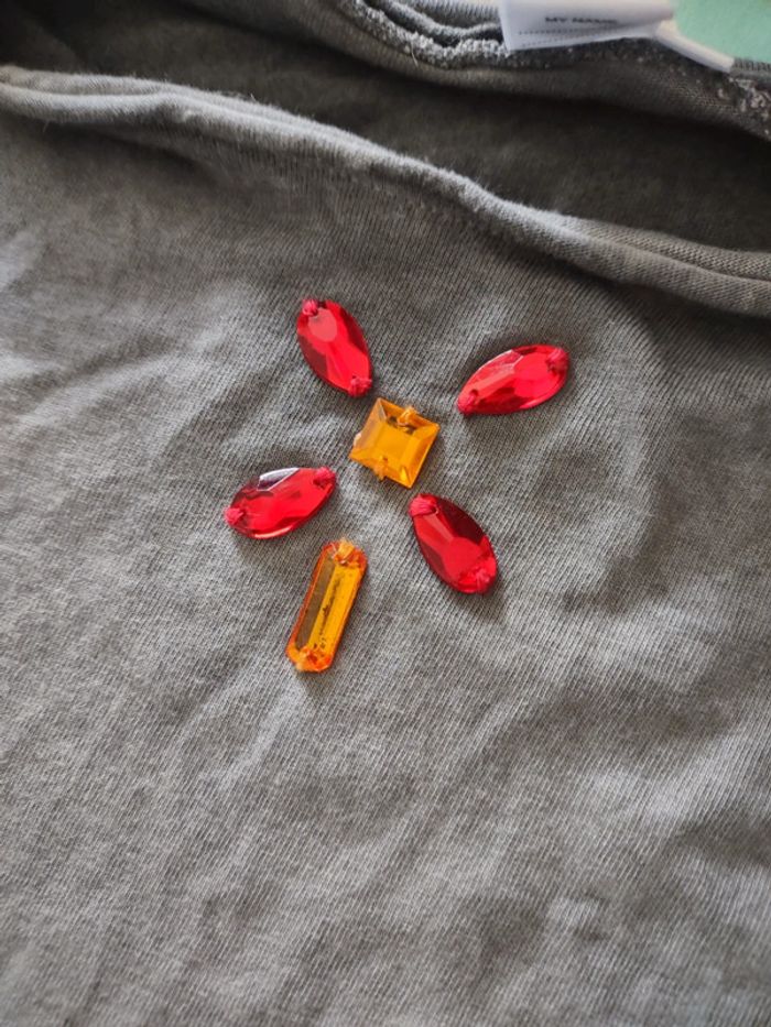 Tee-shirt gris délavé avec empiècement bijou Z - photo numéro 3