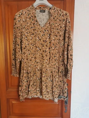 Robe beige imprimé léopard taille 38