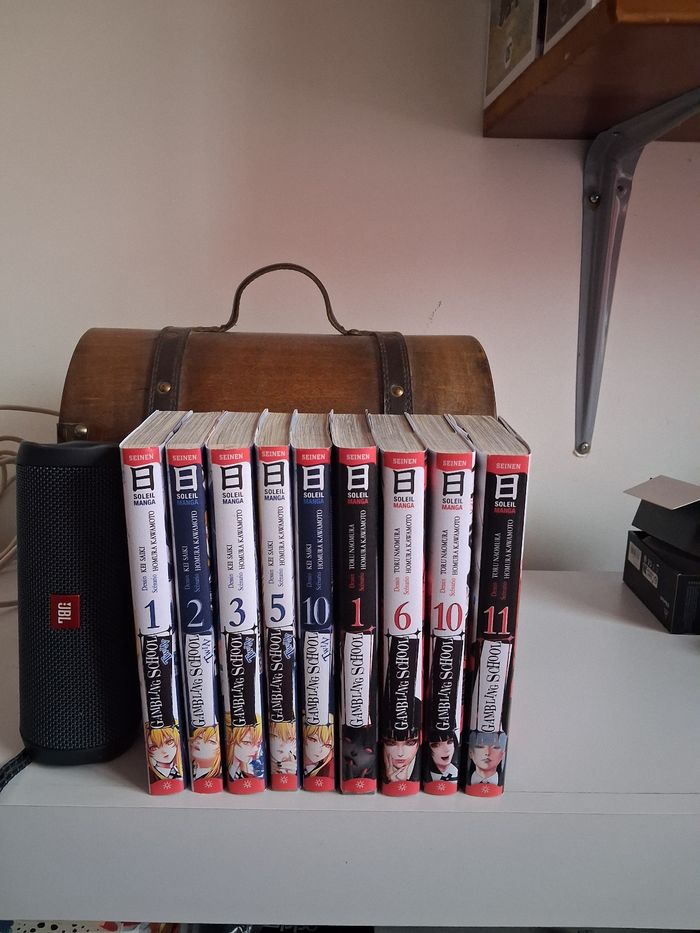 Manga Gambling School Twin tome 1 2 3 5 10 et Gambling School tome 1 6 10 et 11 en très bon état