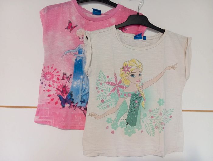 Lot 2 t-shirt Disney Reine des neiges 8 ans