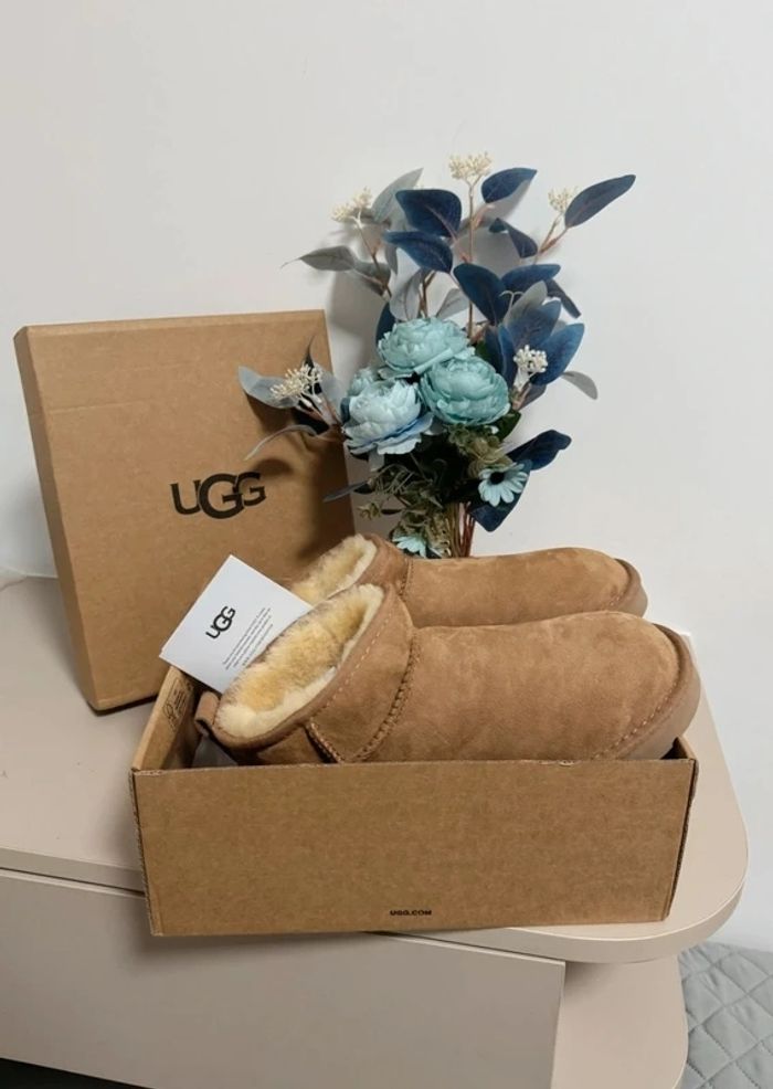 Uggs mini Taille 38 - photo numéro 3