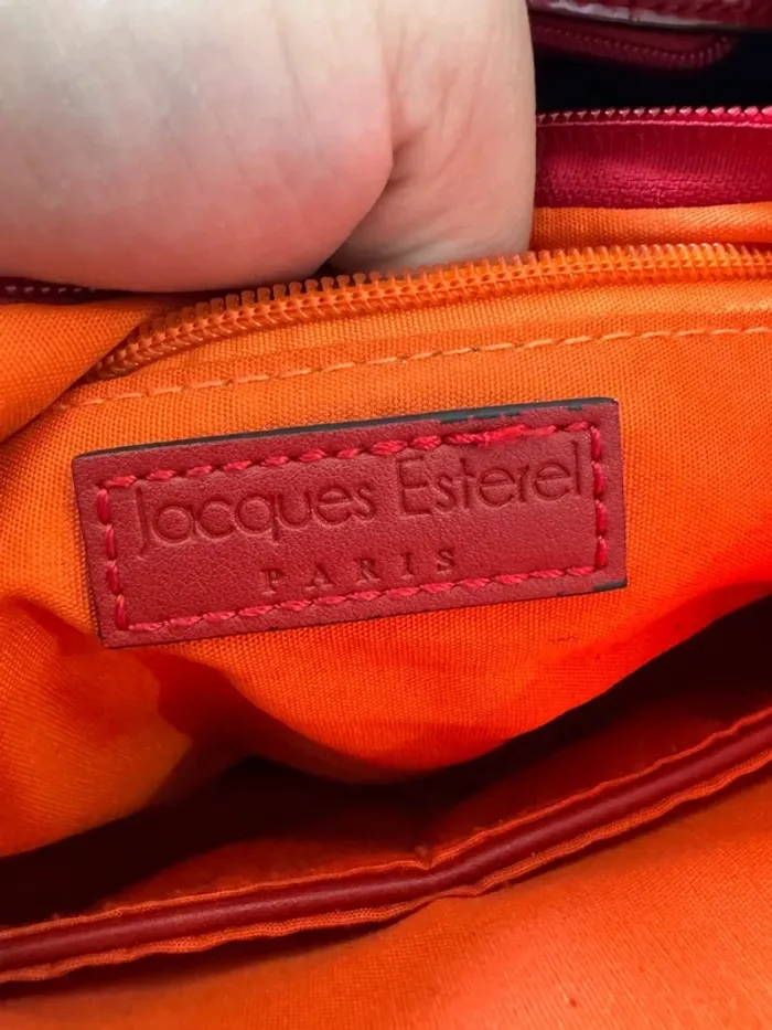 Sac à main rouge Jacques Esterel avec un petit porte monnaie, bon état - photo numéro 6