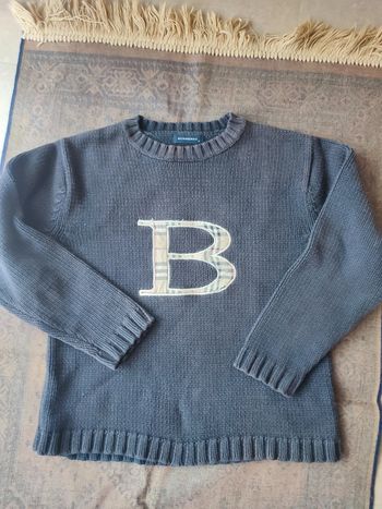 Pull Burberry taille 8