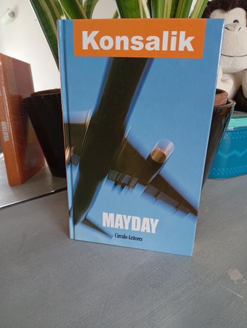 Livre en portugais :  "Mayday "