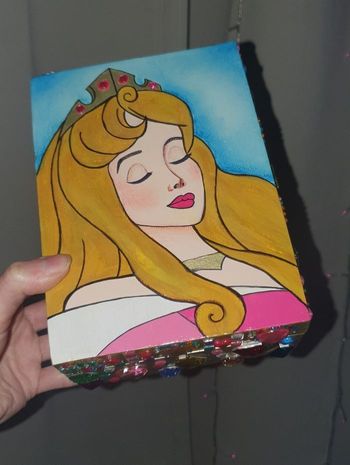 Boîte à bijoux la belle aux bois dormant disney