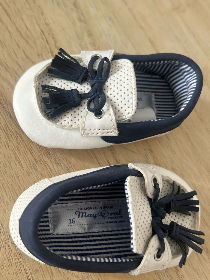 Mocassins bébé fille taille 16 - photo numéro 3