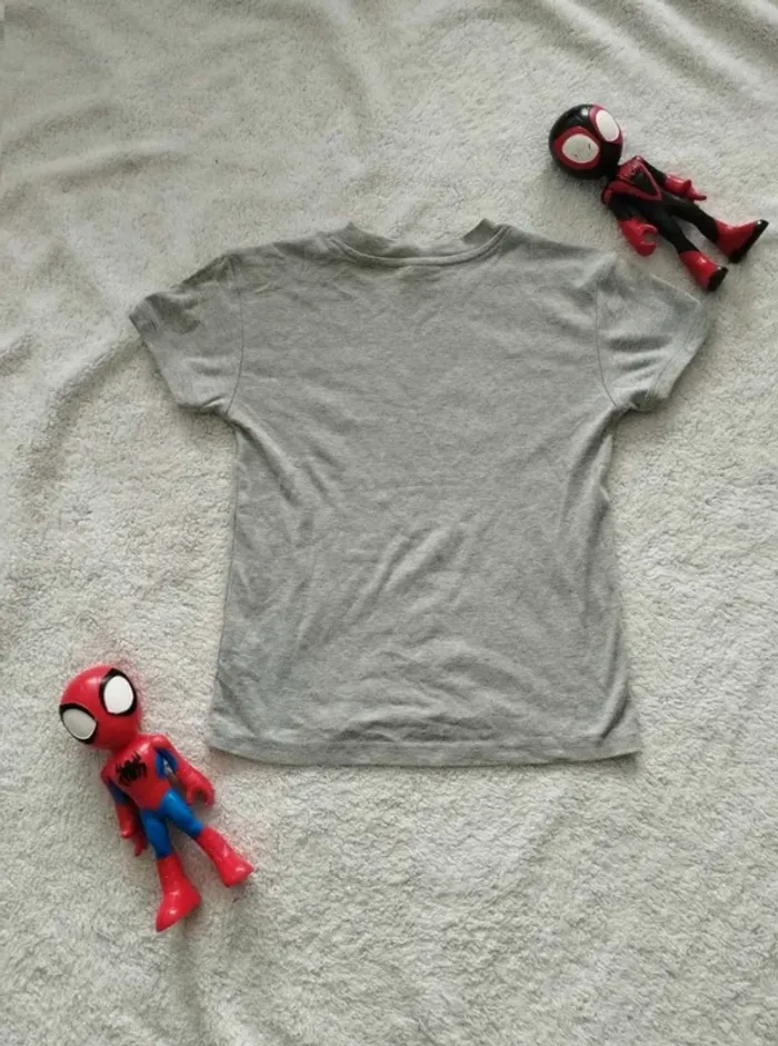 Tee-shirt - photo numéro 2