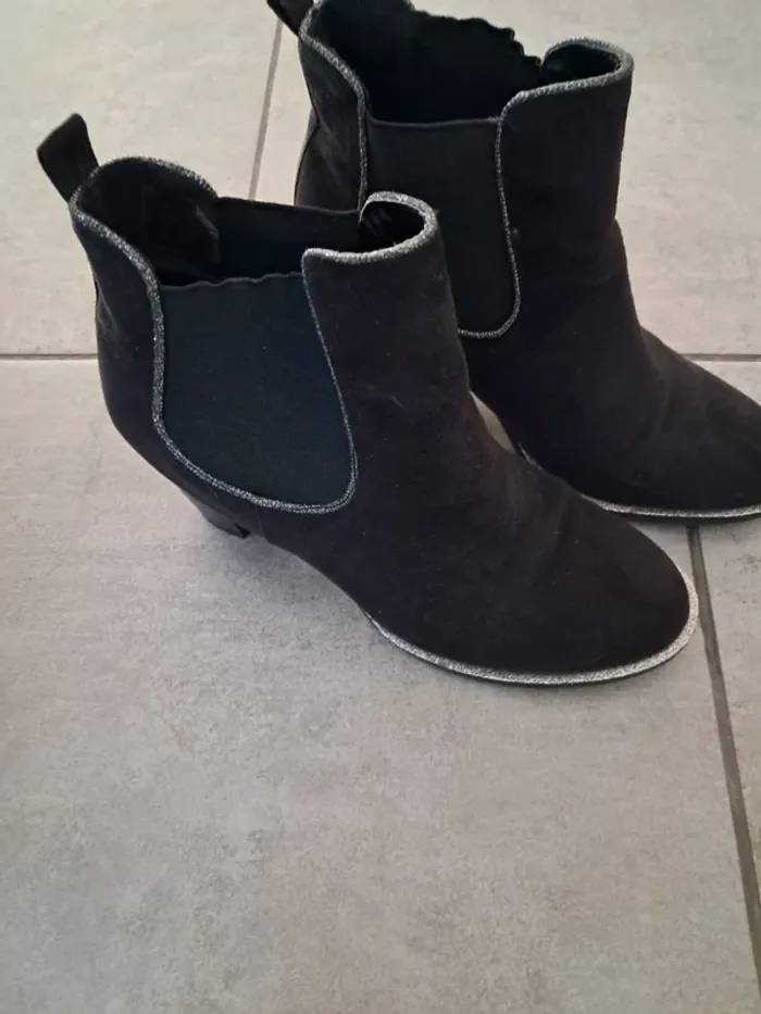 Bottines noires taille 38