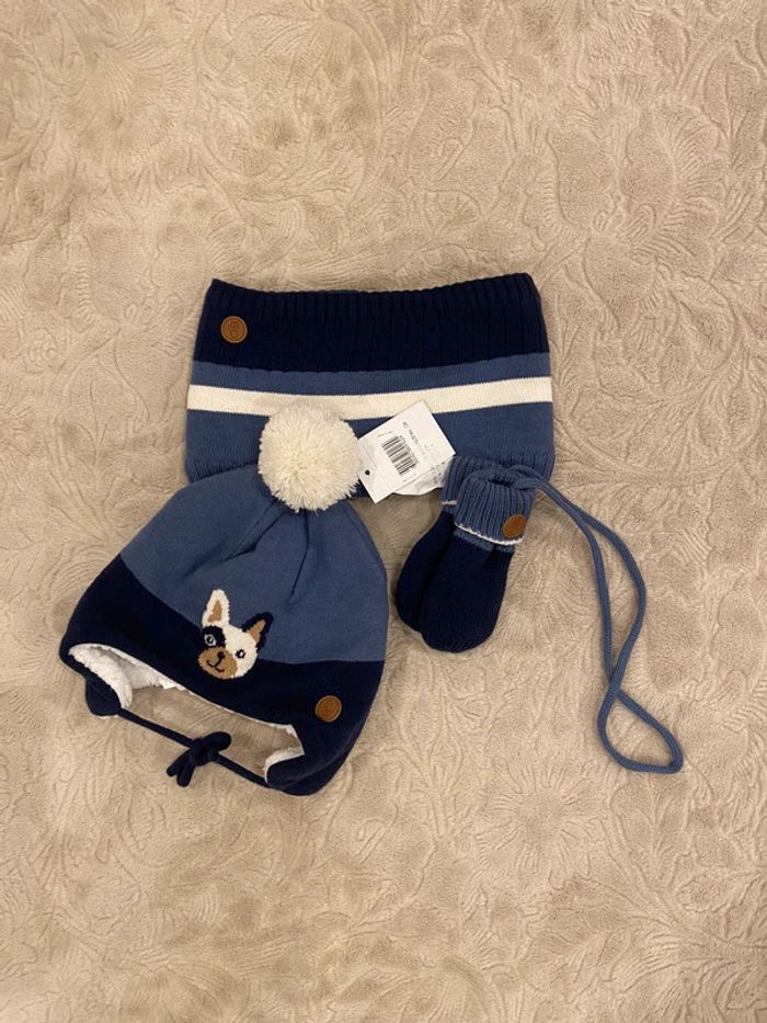 Moufles, bonnet et cache cou 1-3 mois garçon