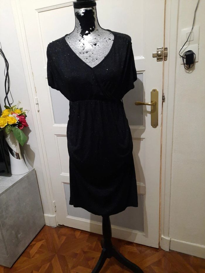 Robe noir brillante kiabi
