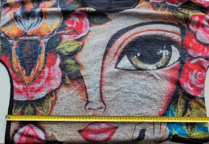 Pull léger visage - photo numéro 3
