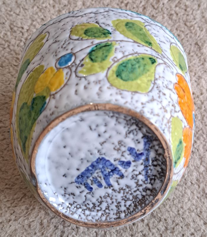 Petit panier en céramique aux décors fleuris - photo numéro 3