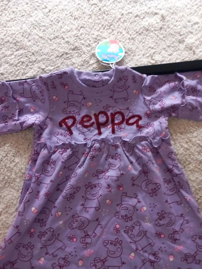 Magnifique robe peppa pig 92 cms - photo numéro 3