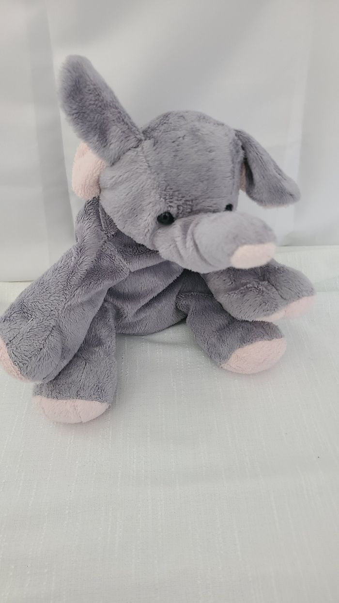 Collection Ty Pluffies « Clins d'oeil » l'éléphant *