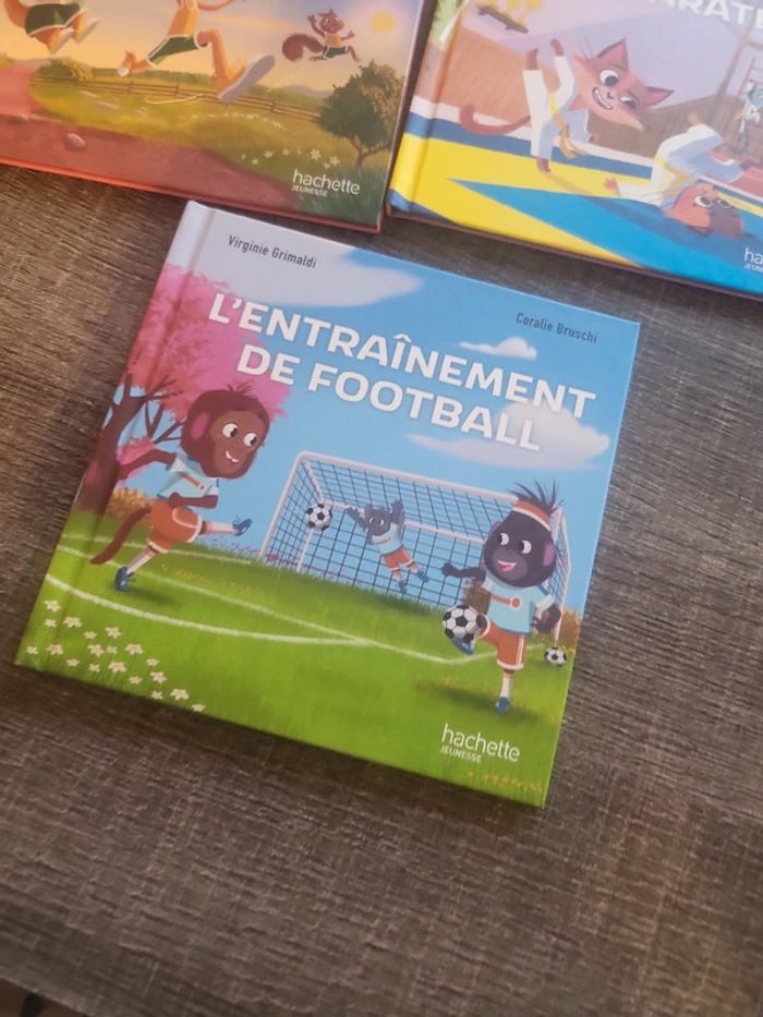 Lot 5 livres Mcdo - photo numéro 2