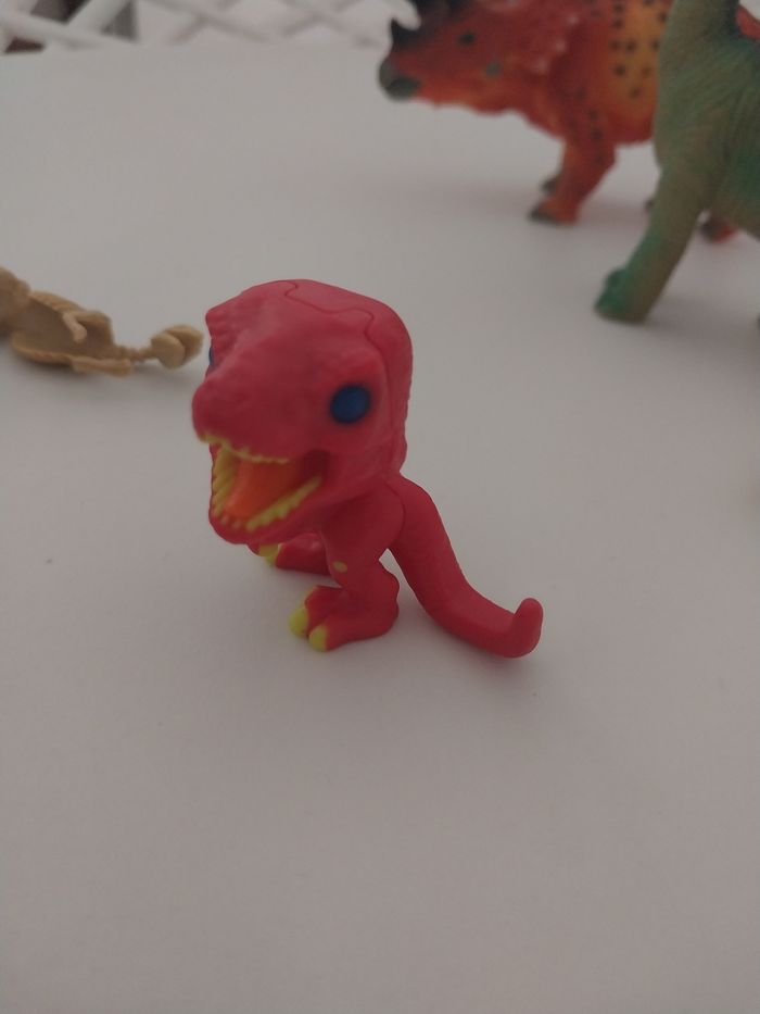 Lot 6 dinosaures - photo numéro 6