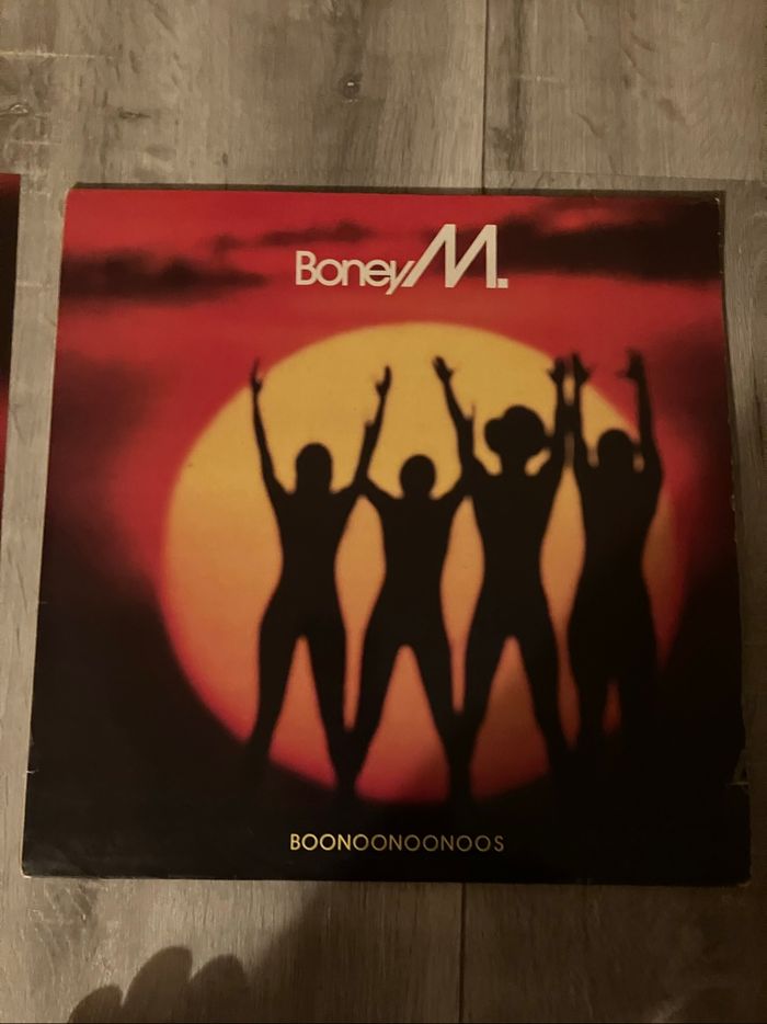 Vinyle 33 tours +grand poster-Boney M-Boonoonoonoos - photo numéro 4
