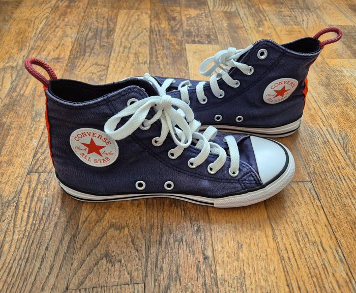 Basket converse Chuck Taylor bleu et touge taille 33.5 mixte - photo numéro 5