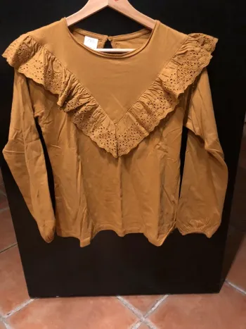 Tee-Shirt moutarde Zara