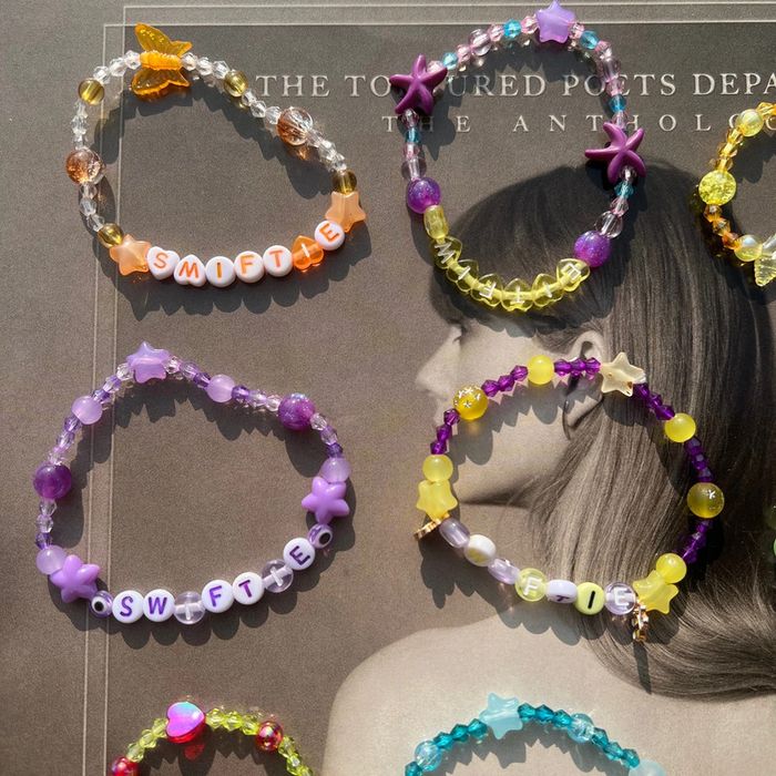 friendship bracelets | taylor swift - photo numéro 2