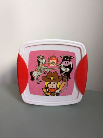 Lunch box rose cowboy