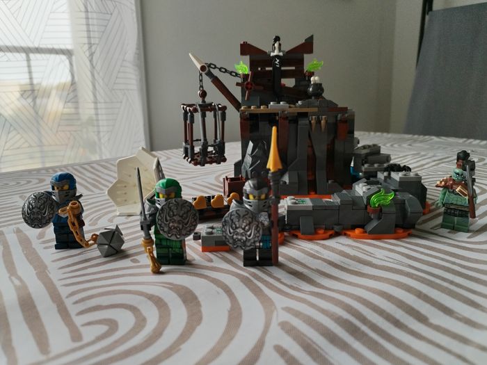 Lego Ninjago Le donjon du crâne 71717 - photo numéro 3