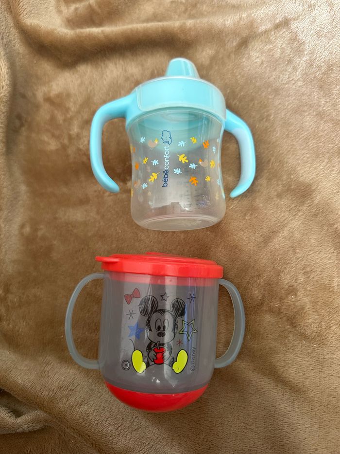 Lot de 2 gobelets bébé avec anse Disney Mickey et bébé confort