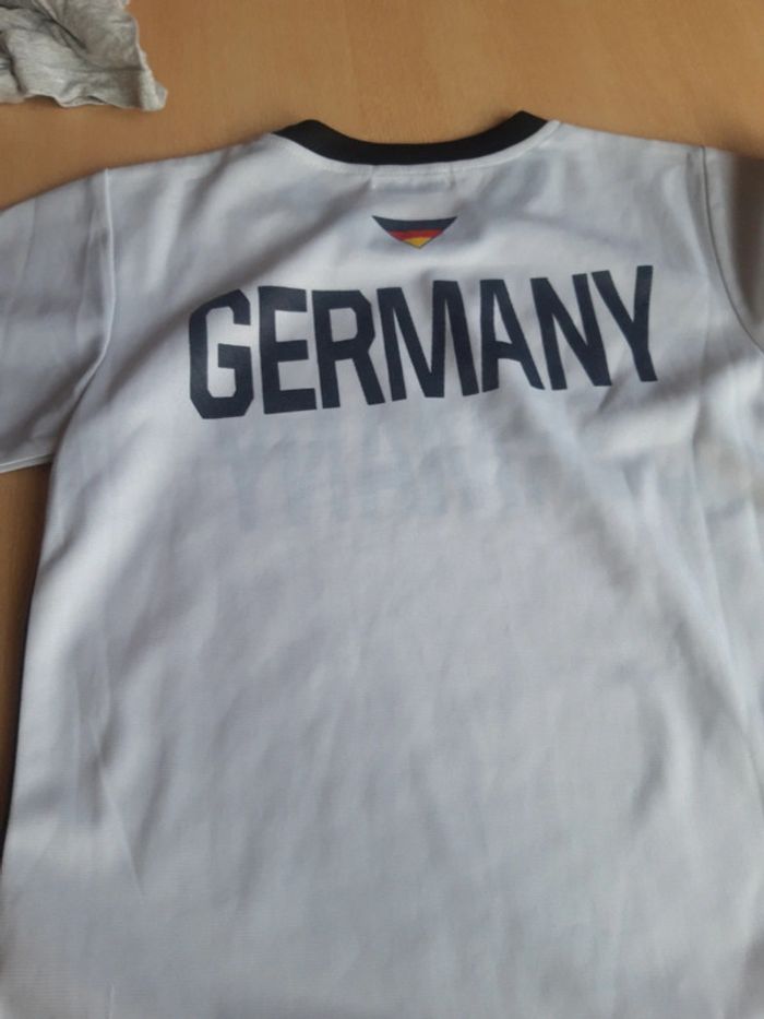 Maillot de foot 4ans - photo numéro 3