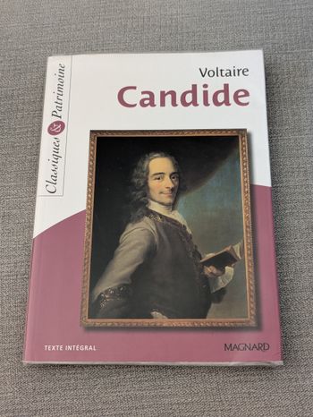 "Candide" de Voltaire ( neuf et recouvert )