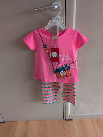 Ensemble t-shirt et pantalon rayé Boboli fille 4 ans neuf