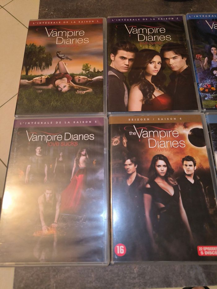 Serie DVD Vampire Diaries - photo numéro 2