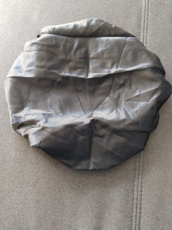 Bonnet soie - photo numéro 3