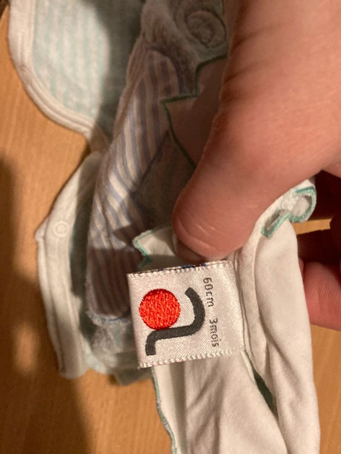 Lot de 3 combinaison short taille 3 mois - photo numéro 8